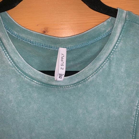 Z Supply Tank Top - Picture 2 of 4